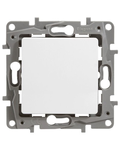 Переключатель 10AX-250В ETIKA, белый (672205). Выключатель. LegranD в Севастополе